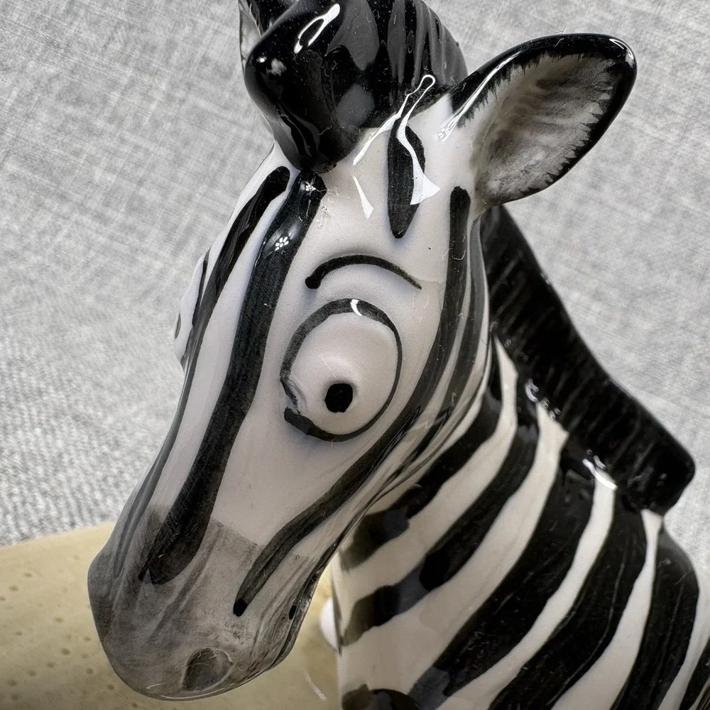 Vintage Quon-Quon Japan Ceramic Zebra Single Bookend Safari Decor 1980s‎ MCMLXXX